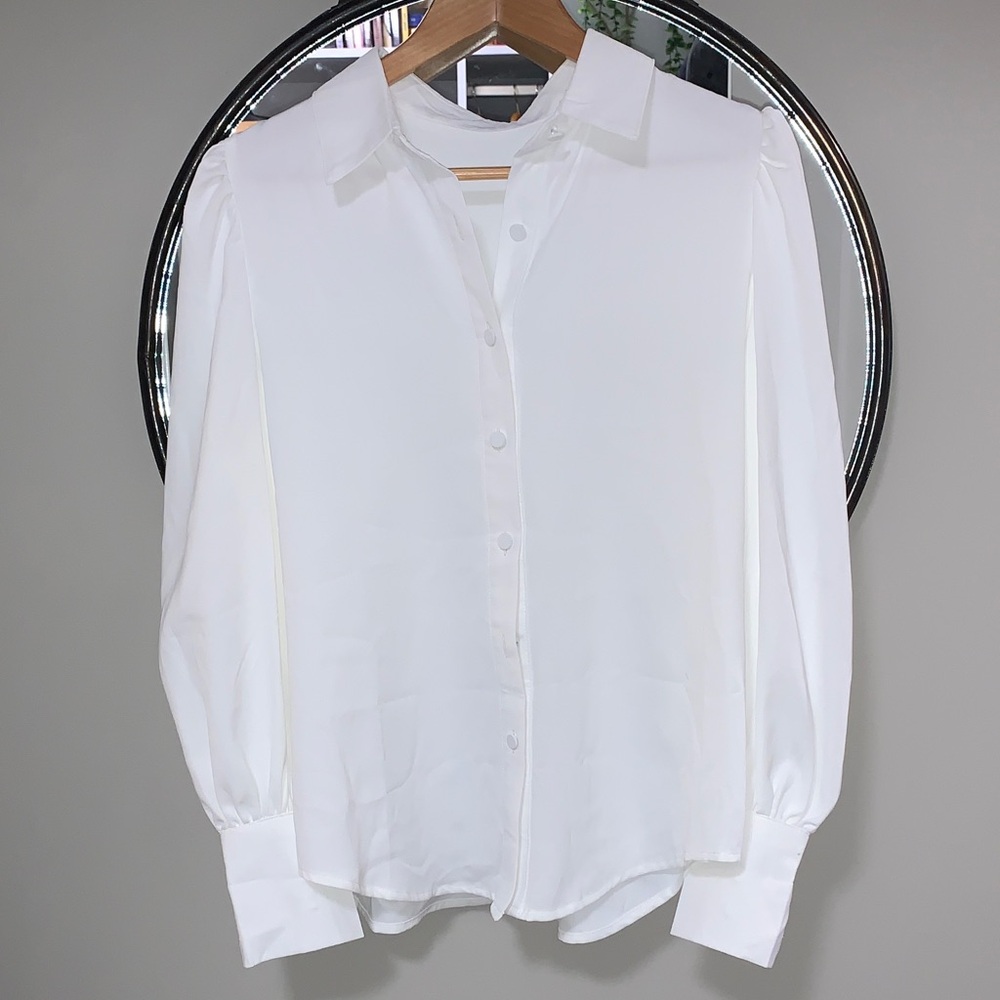 Women's White Long-Sleeve Button-Down Shirt with Puff Shoulders